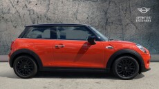 MINI Hatchback 1.5 Cooper Classic II 3dr Petrol Hatchback